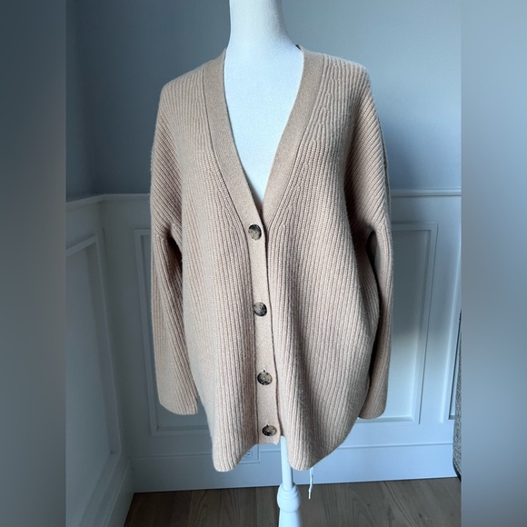Banana Republic Beige Button-Up Cardigan cashmere sweater M - Picture 3 of 8